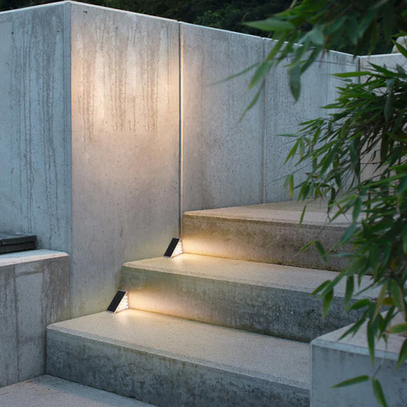 Helanvi™ Solar Stair Lights